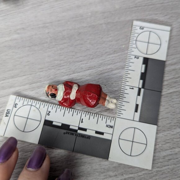 Vintage Winter Scene Metal Seated Figures Man and Woman Set of 2 2.5" Tall - Picture 6 of 6